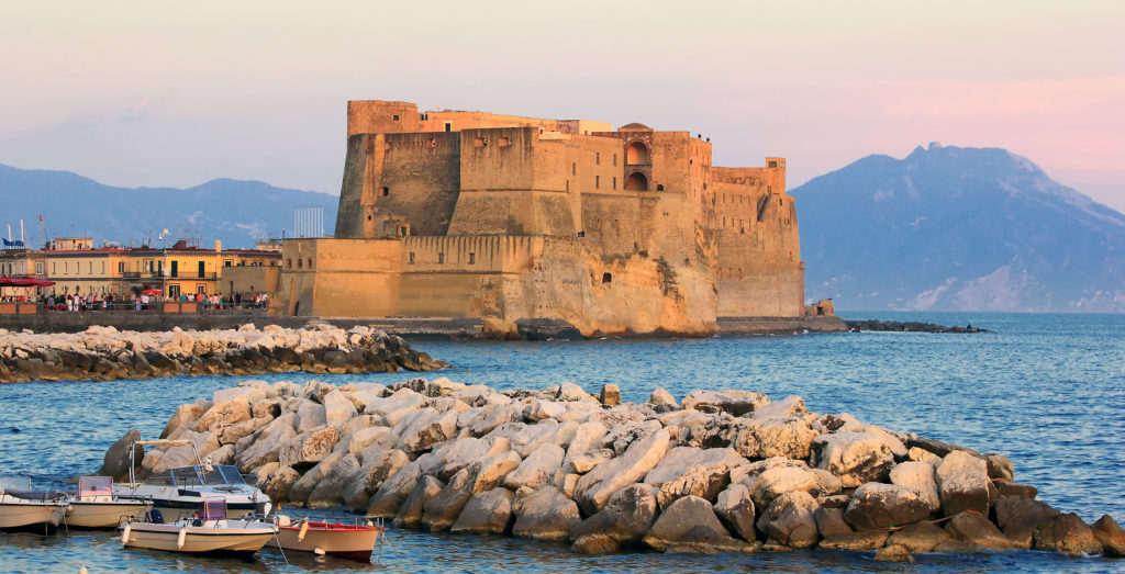 Castel dell’Ovo, Nápoles – Sul da Itália