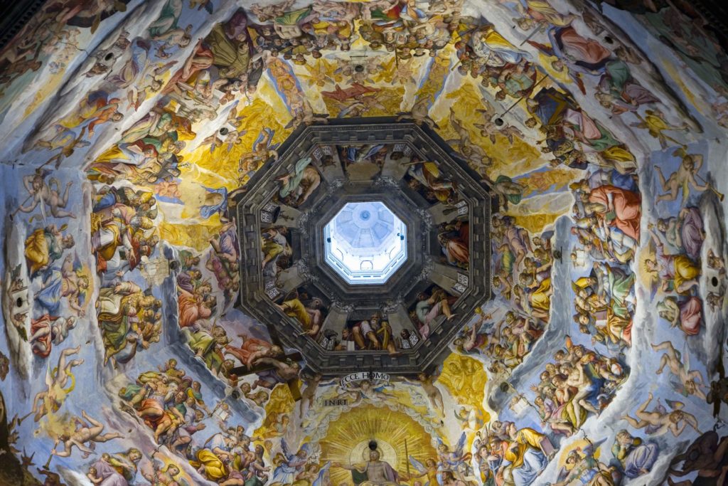 Afresco assinado por Vasari, denominado “O Juízo Final”, localizado na parte interna do topo da Cúpula de Brunelleschi