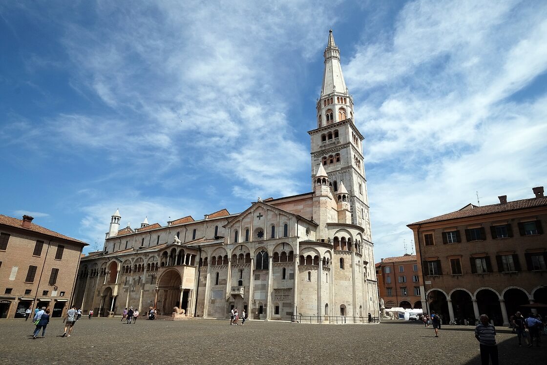 Catedral de Módena e Torre Cívica, Emilia-Romagna - Itália.