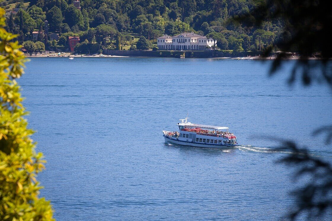 Navegação pelo lago de Como