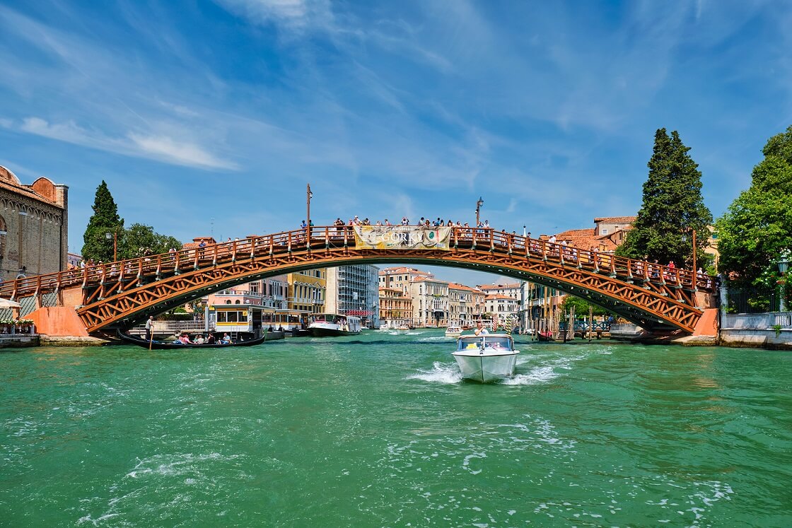 Ponte da Academia, Veneza.